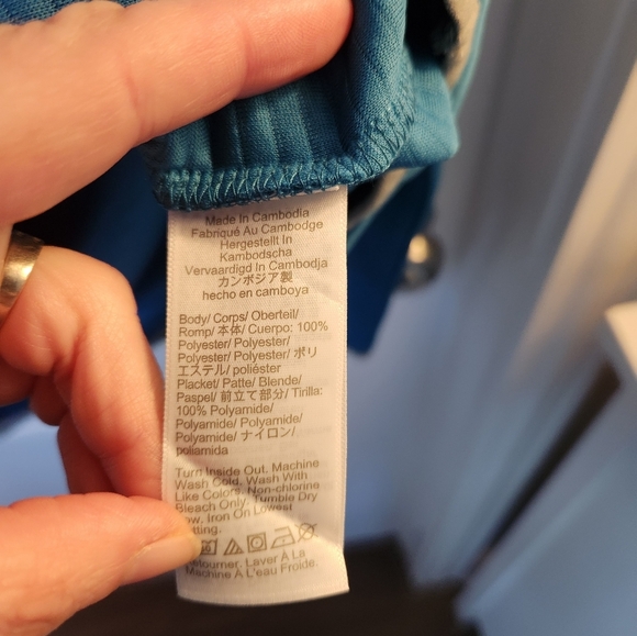 NWT Blue Quarter-Button Men's J.Crew Sweater Size Medium - Picture 4 of 5